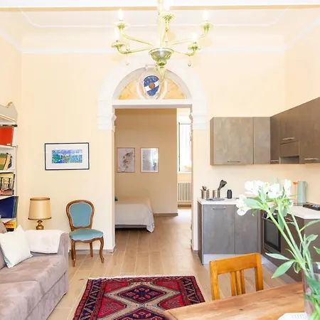 Interno Estense 753 * Ferrare